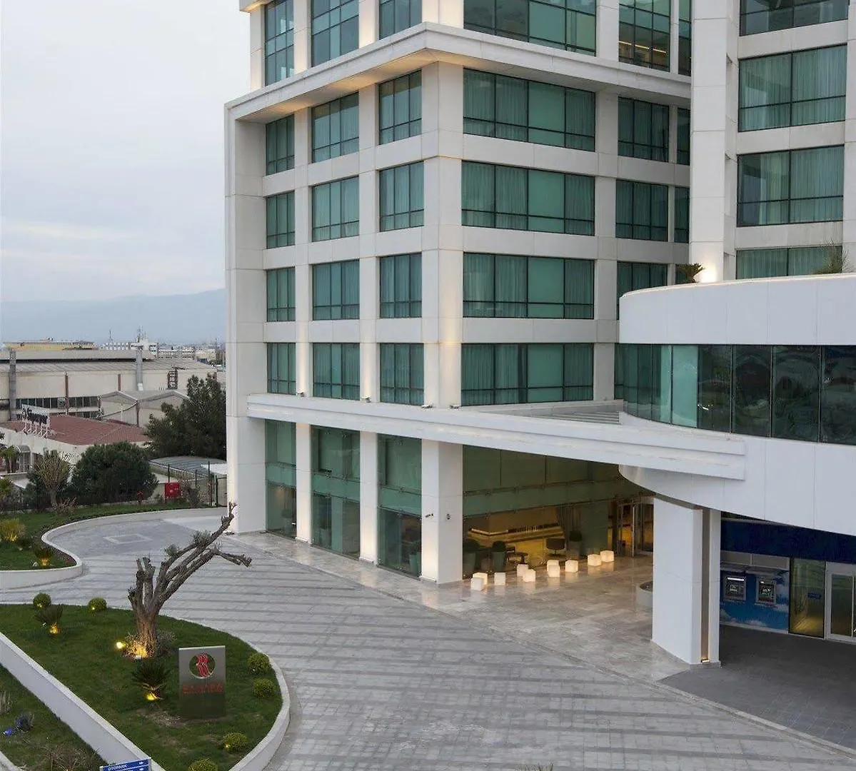 Ramada Hotel & Suites By Wyndham Izmir Kemalpasa Kemalpasa (Izmir)